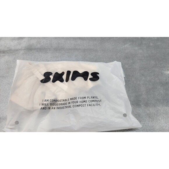 Skims 36B Sand Beige Fits Everybody Unlined Demi Bra BA-DEM-9220 NWT - Picture 6 of 7